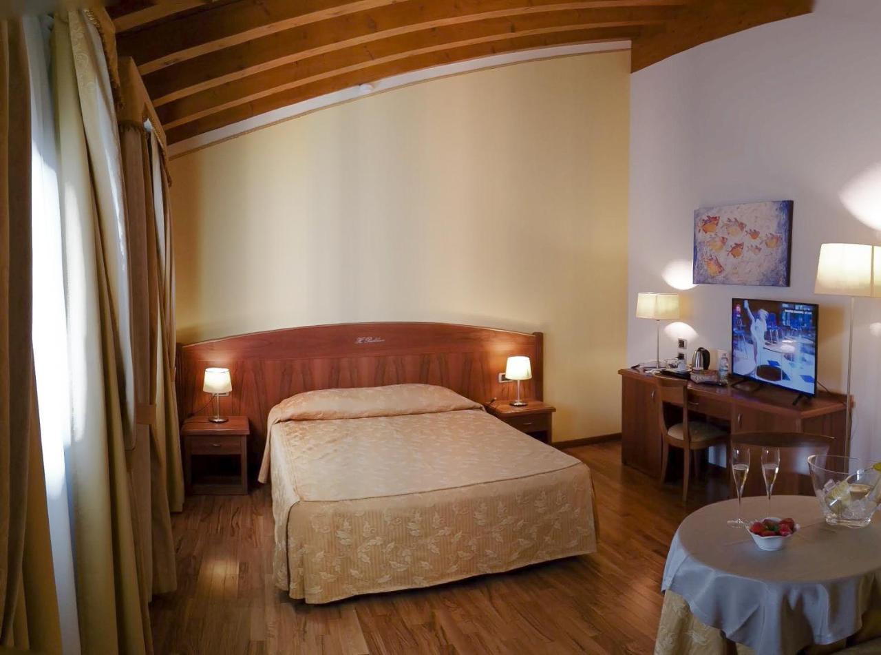 Hotel Purlilium Порчиа Экстерьер фото